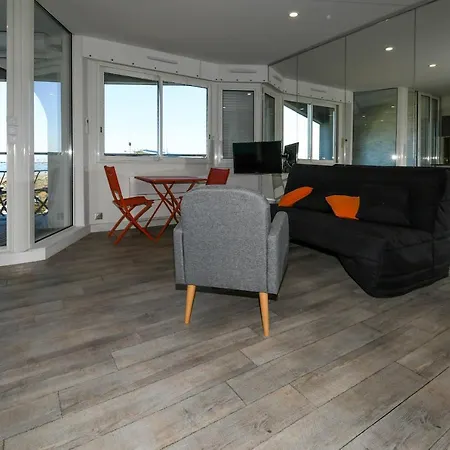 Le Château Leenhardt Appartement Le Grau-du-Roi