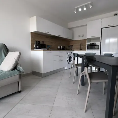Appartement Le Château Leenhardt Le Grau-du-Roi
