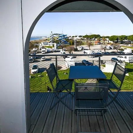 Le Chateau Leenhardt Apartment