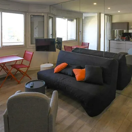 Apartment Le Chateau Leenhardt Le Grau-du-Roi