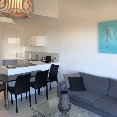 Le Chateau Leenhardt