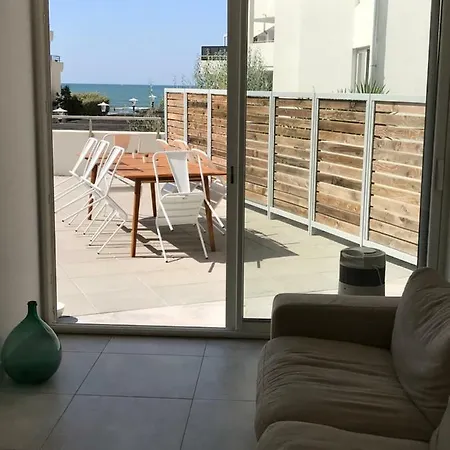 Le Chateau Leenhardt Apartament Le Grau-du-Roi