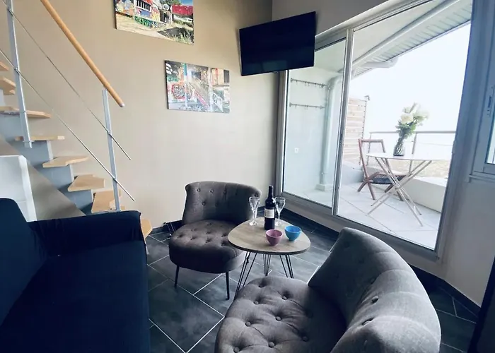 Le Chateau Leenhardt 아파트 르그로뒤후아