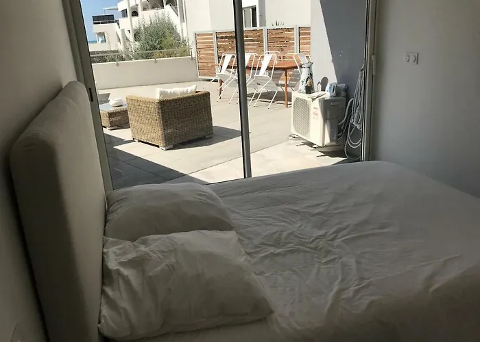 Le Chateau Leenhardt 르그로뒤후아